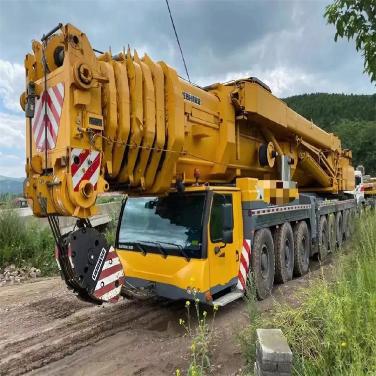 荣县附近100吨吊车出租电话